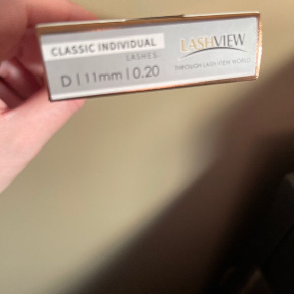 LashView Singular lashes - Picture 2 of 6